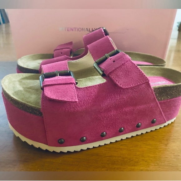 NIB Intentionally Blank Cooper-2 Platform Sandals - Picture 4 of 10